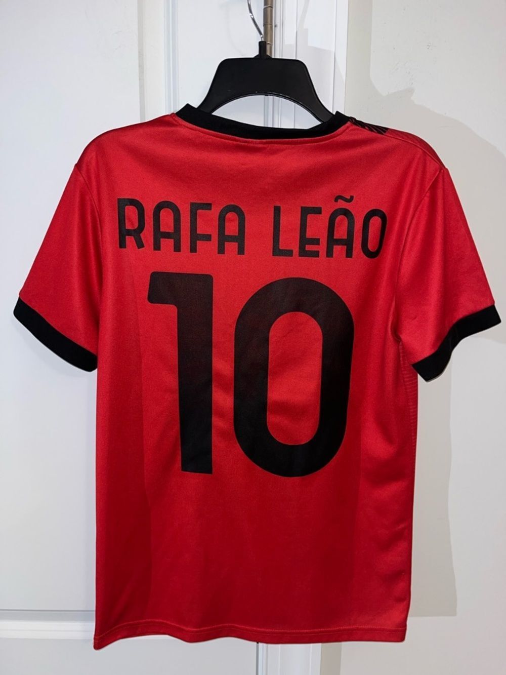 A.C. Milan Italy Soccer Futbol warm up Jersey T Shirt S adult Rafa Leao Portugal